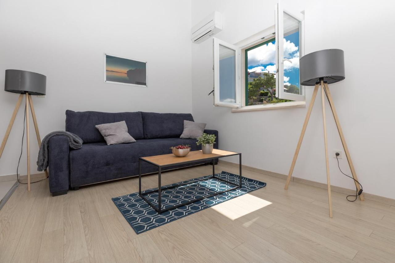 Apartments Villa Carica B&B ミミツェ エクステリア 写真