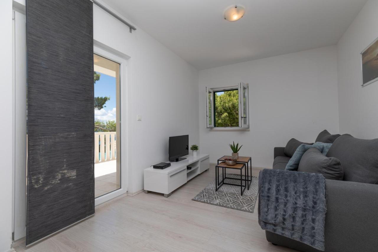 Apartments Villa Carica B&B ミミツェ エクステリア 写真